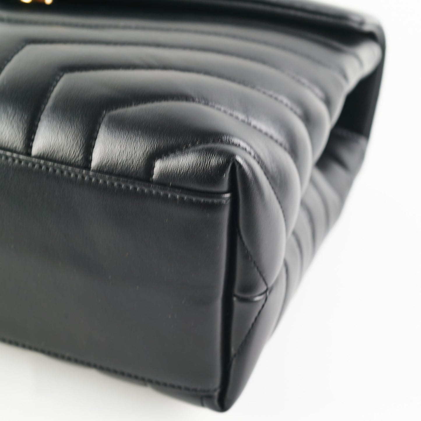 Saint Laurent Loulou Medium Black