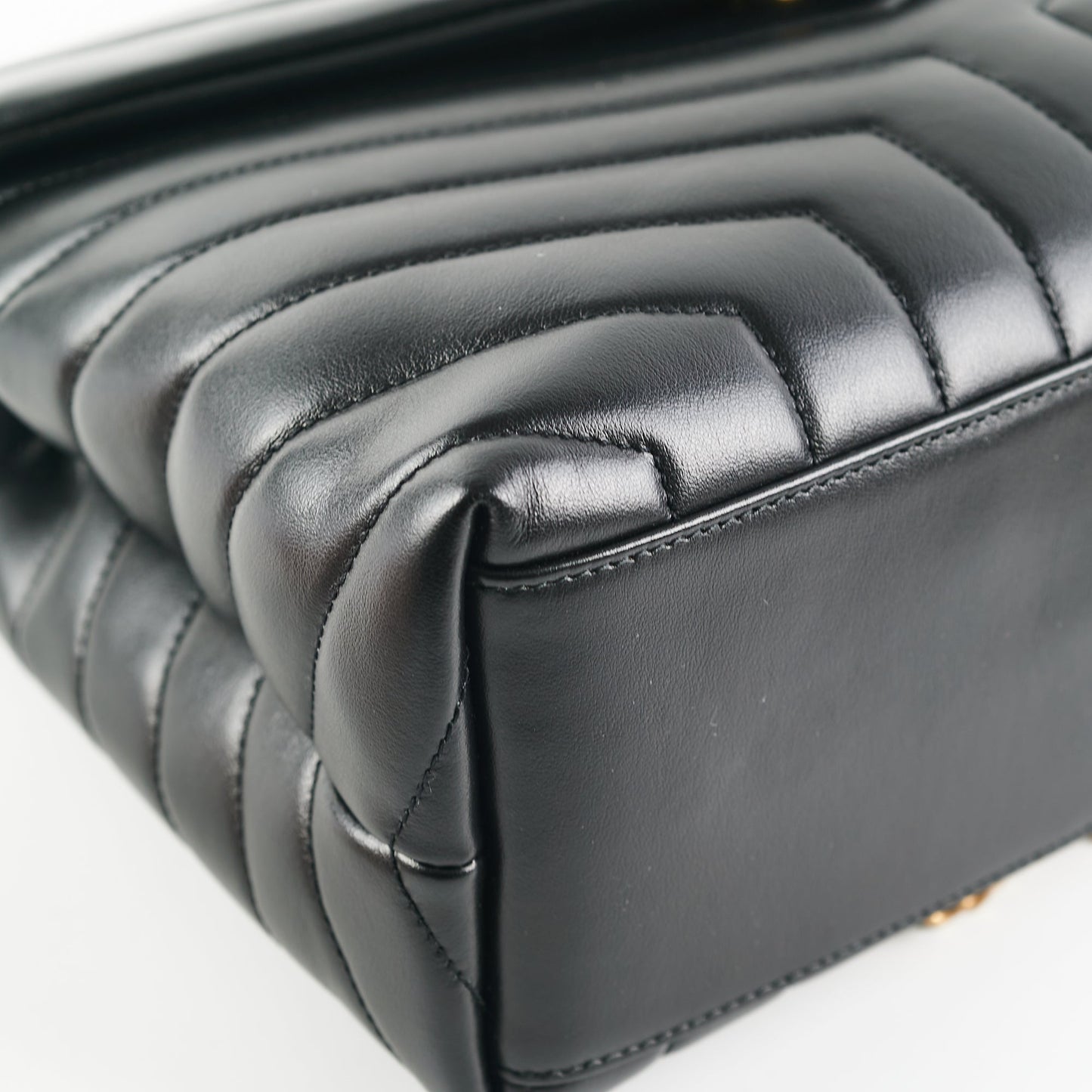 Saint Laurent Loulou Medium Black