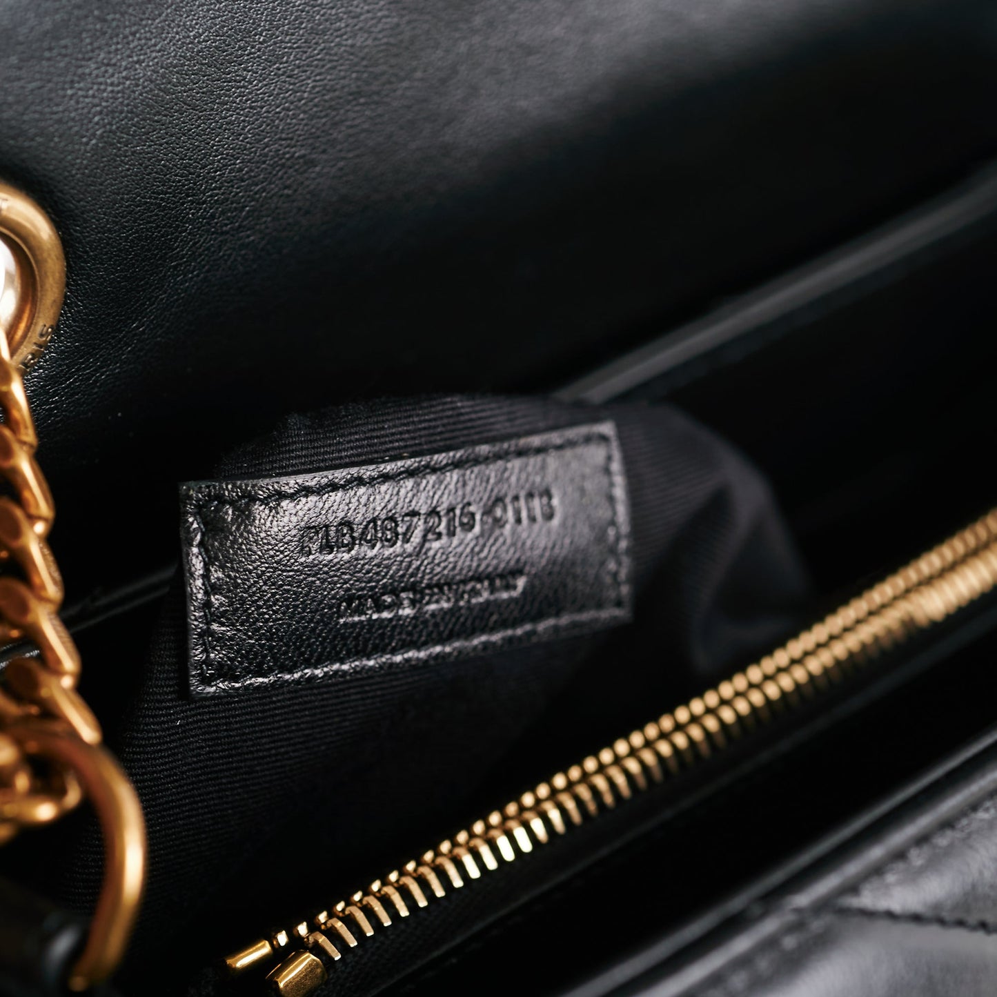 Saint Laurent Loulou Medium Black