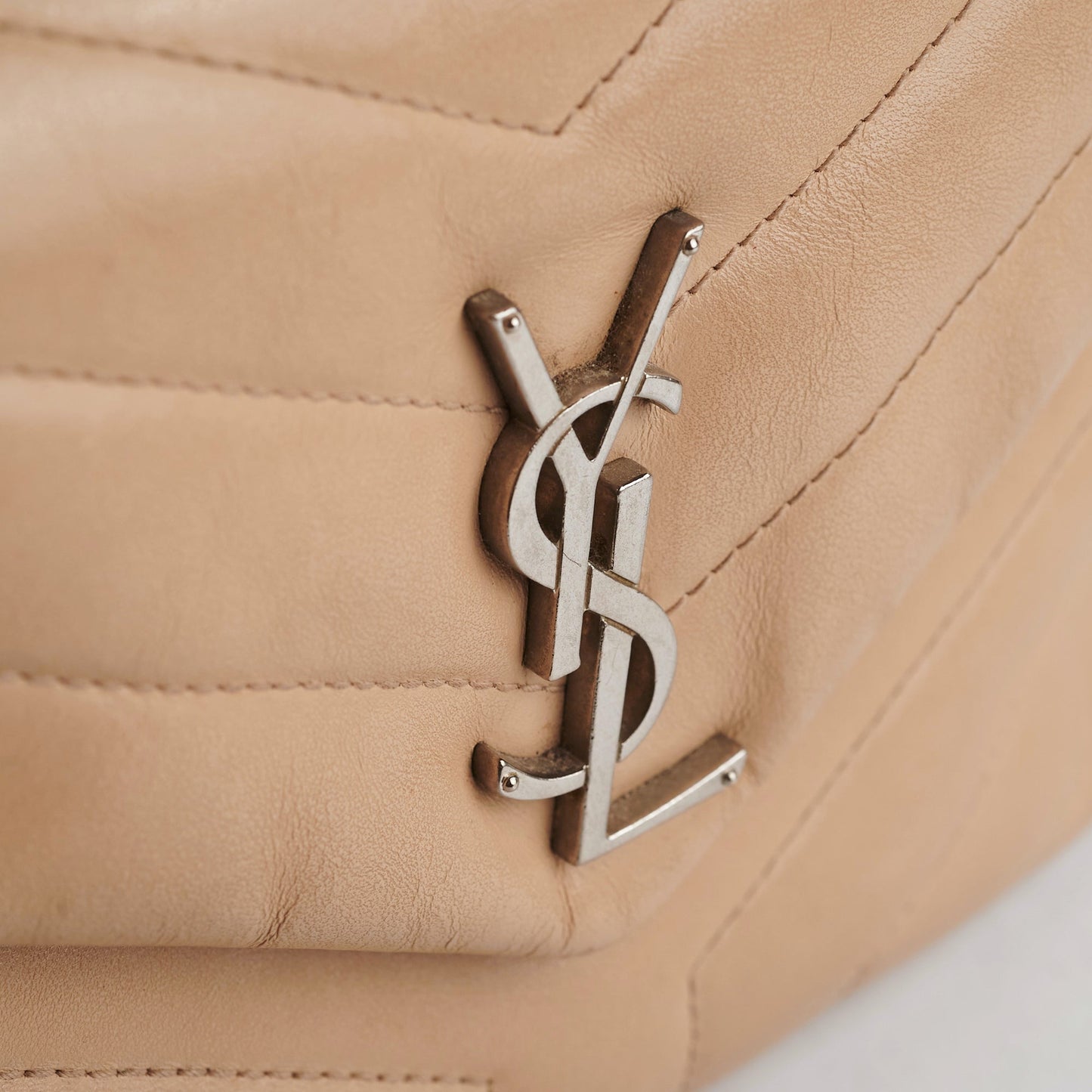 Saint Laurent Small LouLou Beige
