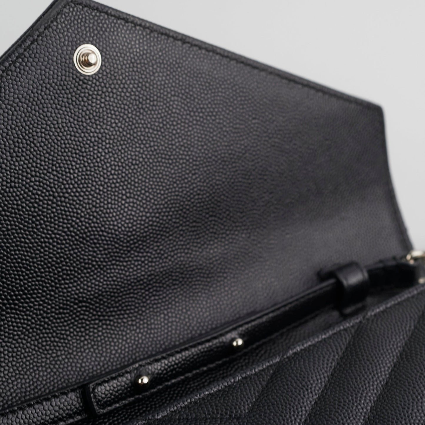 Saint Laurent Envelope Wallet On Chain Black