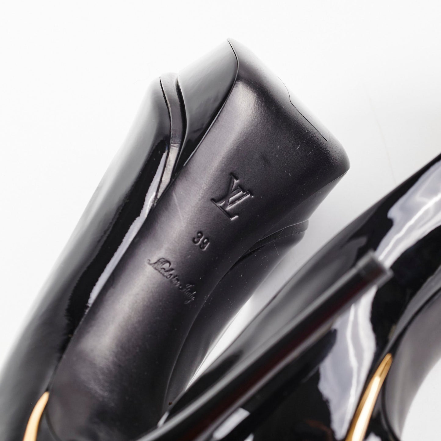 Louis Vuitton Patent Heels Black Size 39
