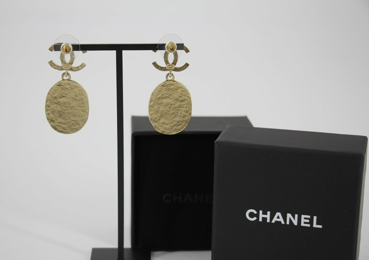Chanel F21A Rhinestone CC Crown Dangle Stud Earrings