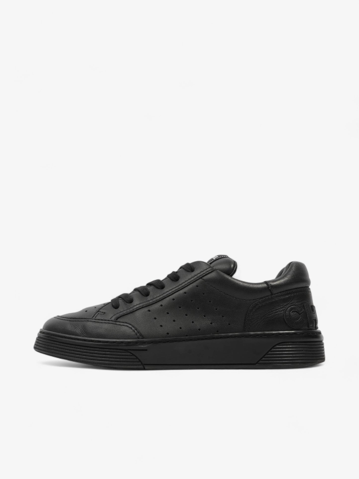 Chanel Low Top Sneaker Black Leather EU 43 UK 9