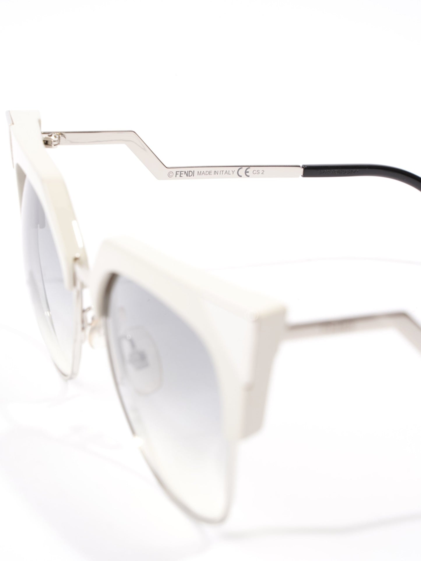 Fendi Cat-Eye Sunglasses Grey Gradient Acetate 140mm