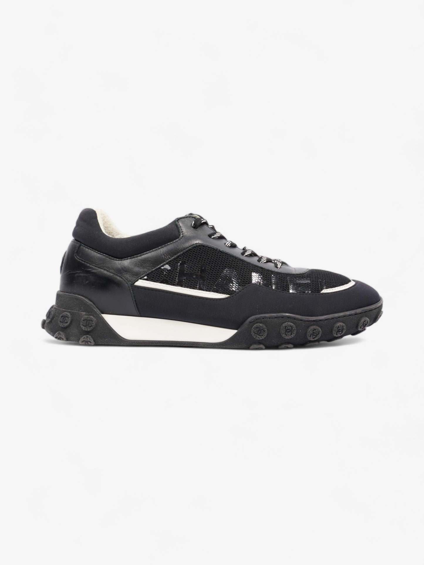 Chanel Low Top Sneaker Black / Navy Mesh EU 43 UK 9