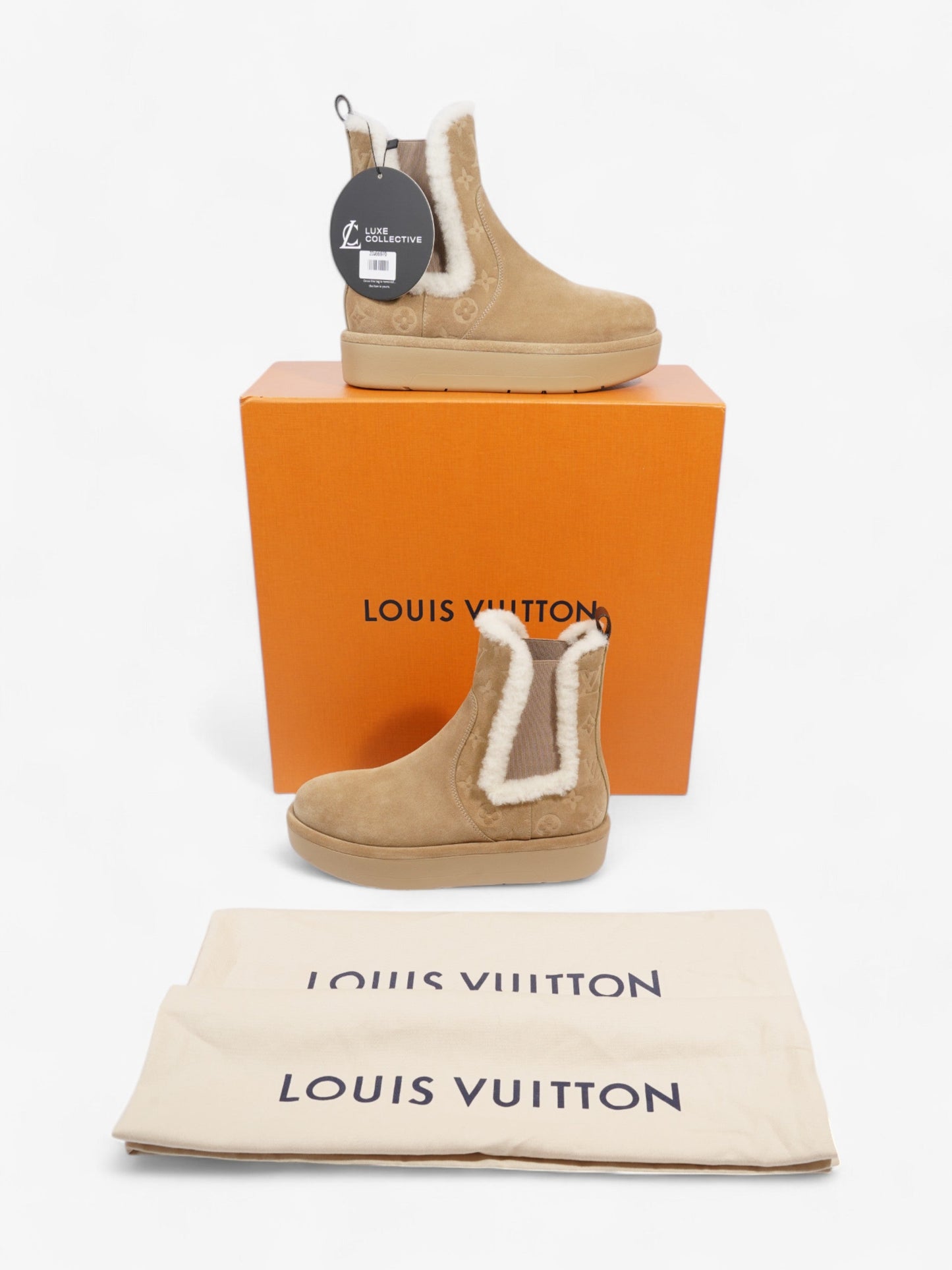 Louis Vuitton Aspen Chelsea Boots Beige / White Suede EU 39 UK 6