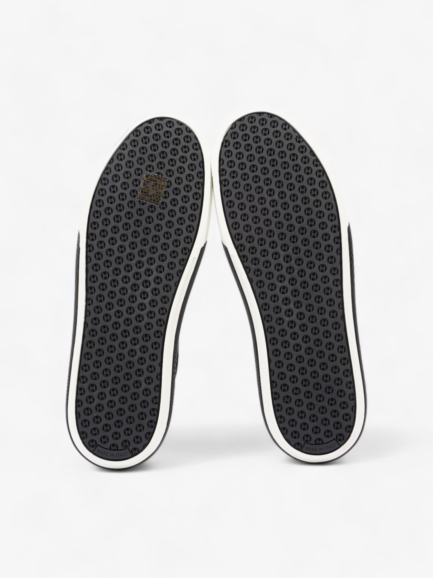 Chanel CC Suede Sneaker Black / White Suede EU 42 UK 8
