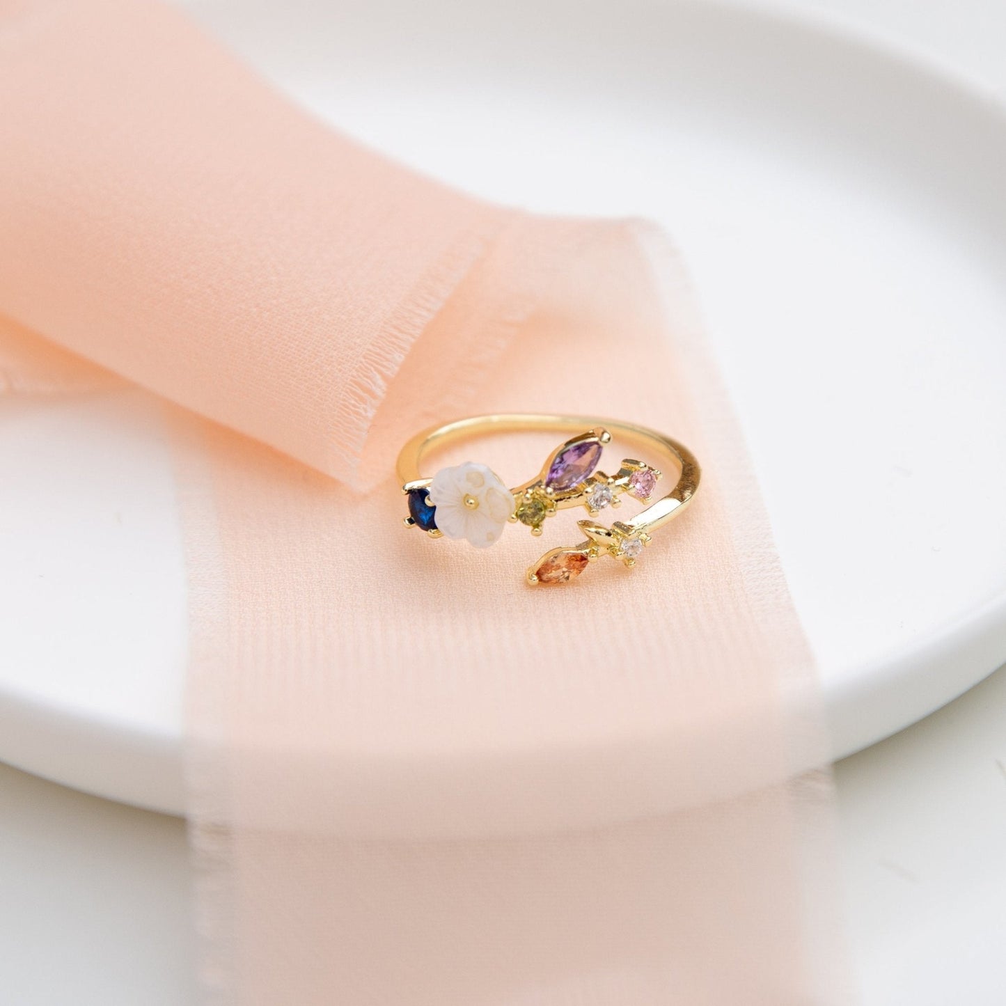 Crystal White Blossom Rings