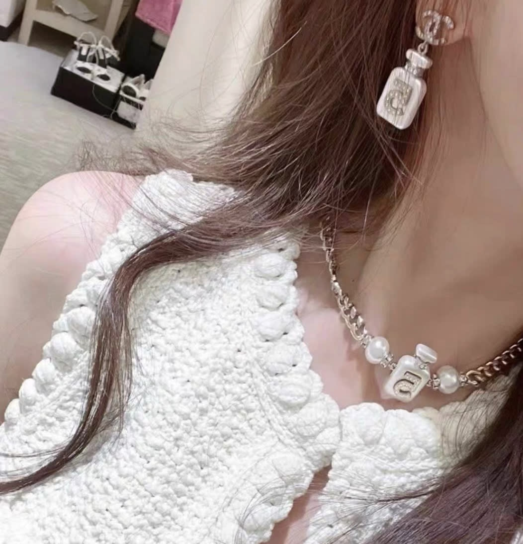 Chanel 22S No. 5 White Perfume Bottle Pendant Diamond Double C Earrings