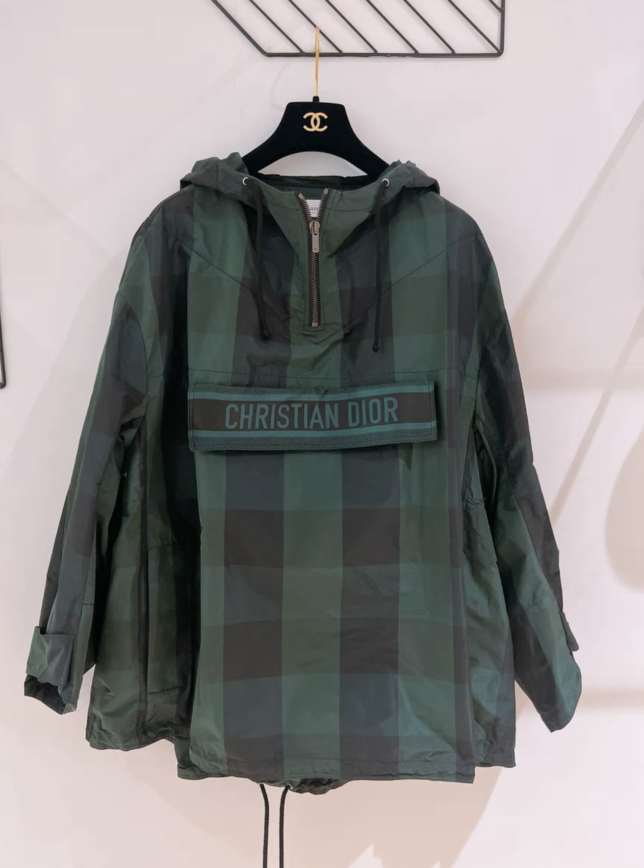 Christian Dior 19 Fall Winter Catwalk Hooded Windbreaker