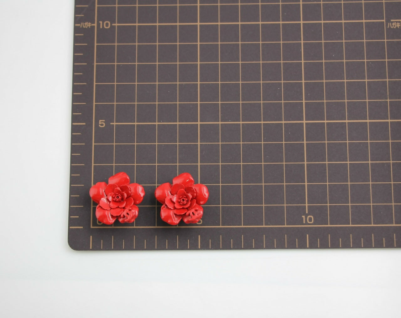Chanel Vintage 04P Resin Red Layered Flower Clip-on Earrings