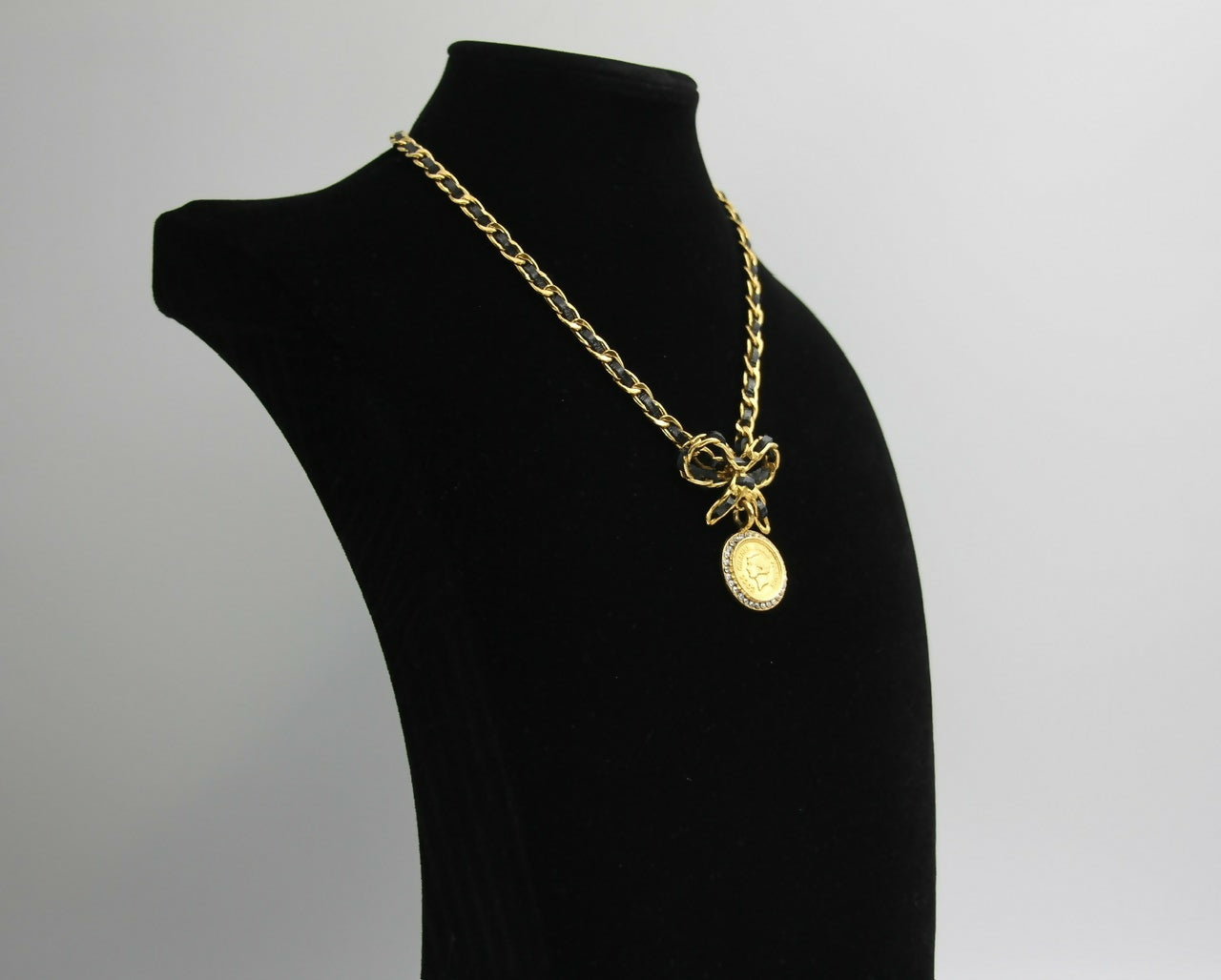 Chanel Vintage 96P Mrs Coco Gold-plated Leather Chain Necklace