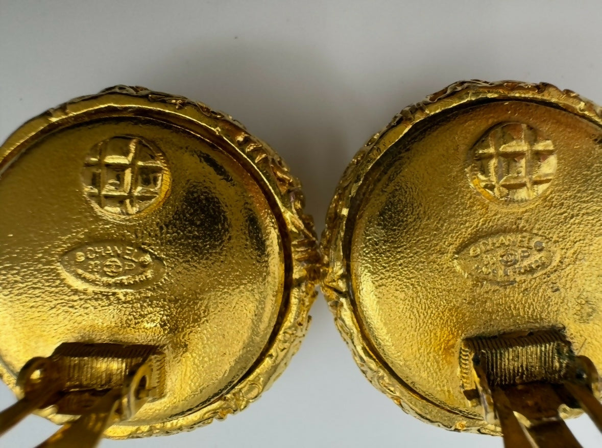 Chanel Vintage 93P Lava Black Gold Clip-on Earrings