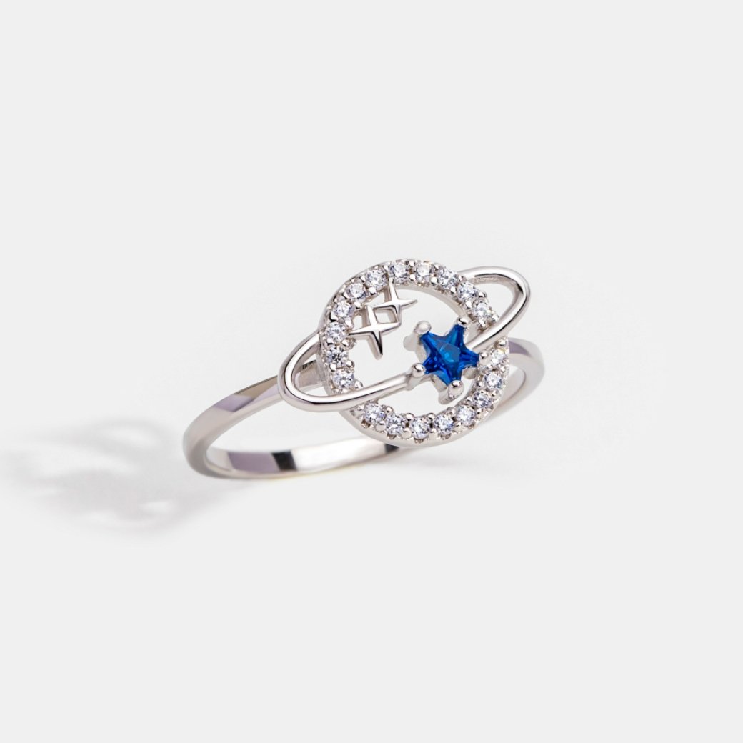 'Out Of This World' Planet Ring