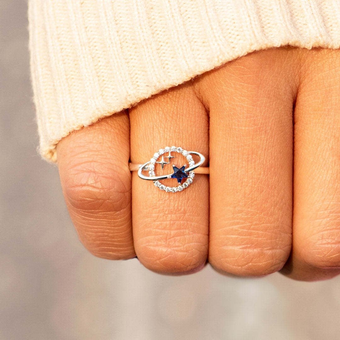 'Out Of This World' Planet Ring