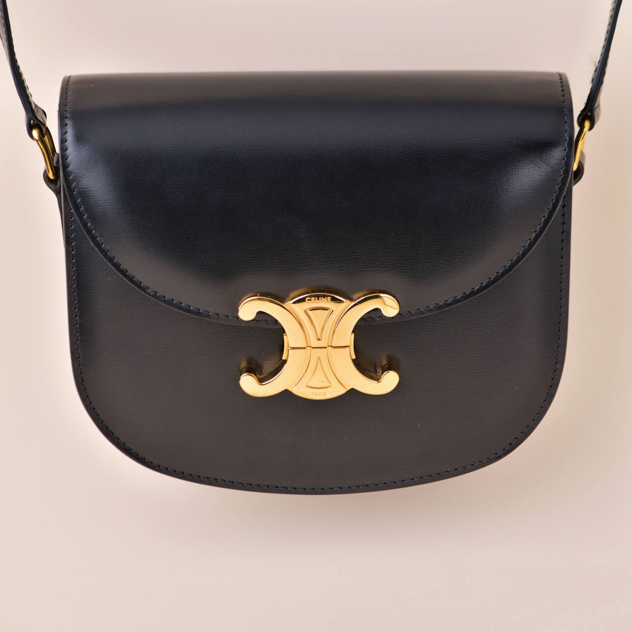 Céline Triomphe Besace Clea Calfskin Black Handbag