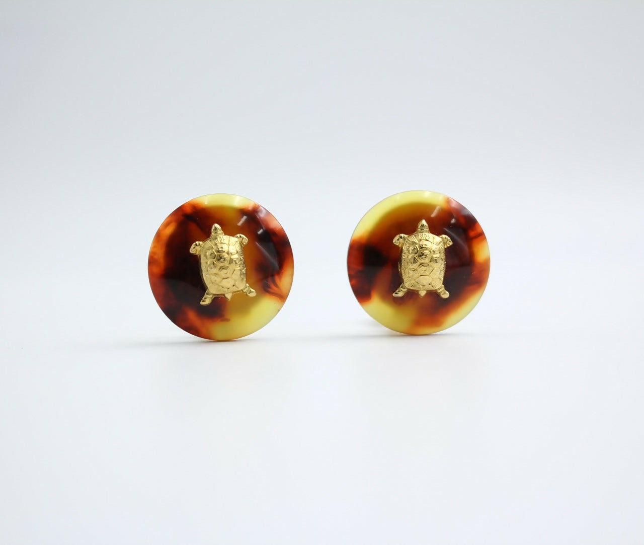 Chanel Vintage 97P Tortoise Shell Clip-on Earrings
