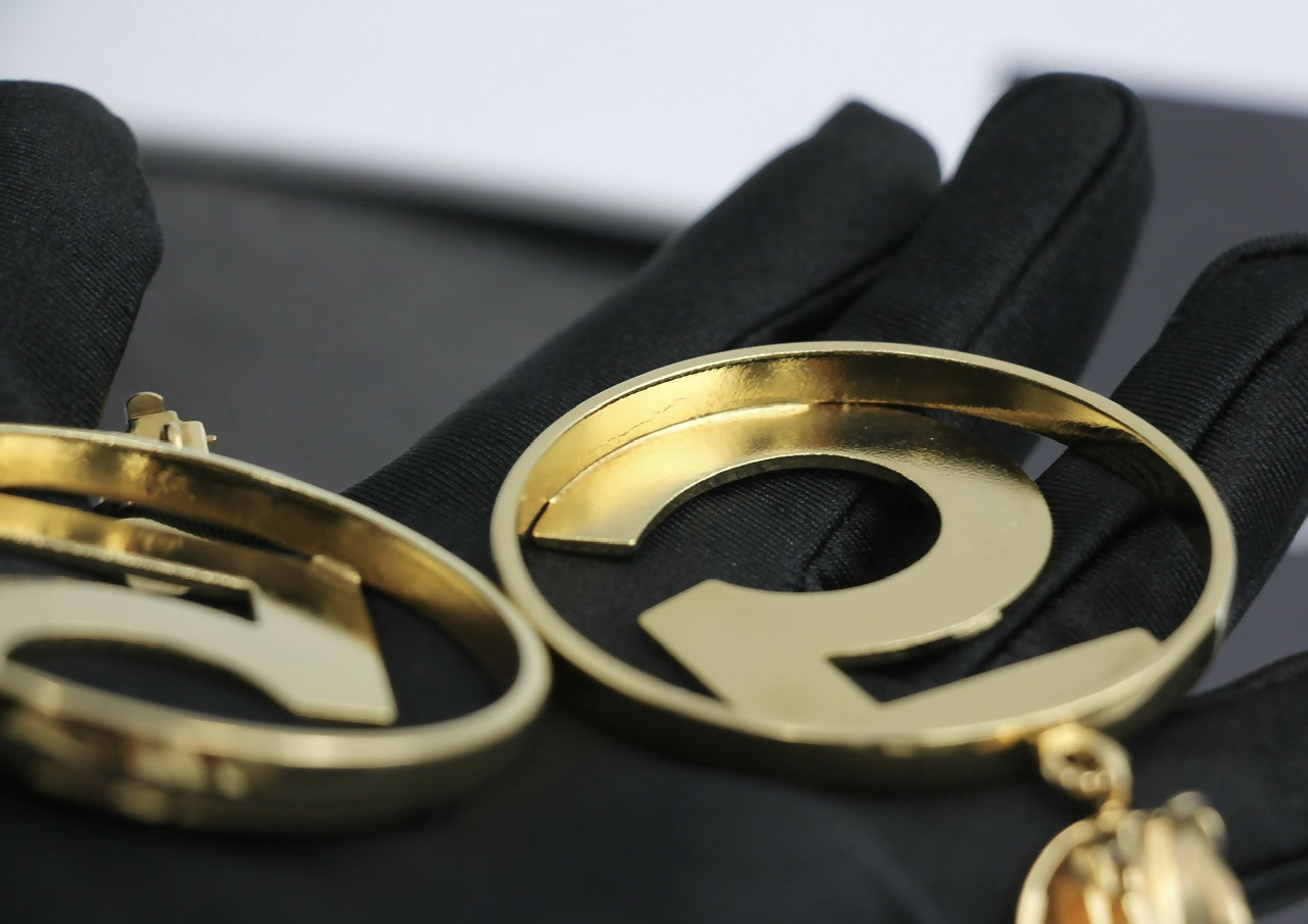 Chanel Vintage 1987 Gold-plated No. 5 Dangle Clip-on Earrings