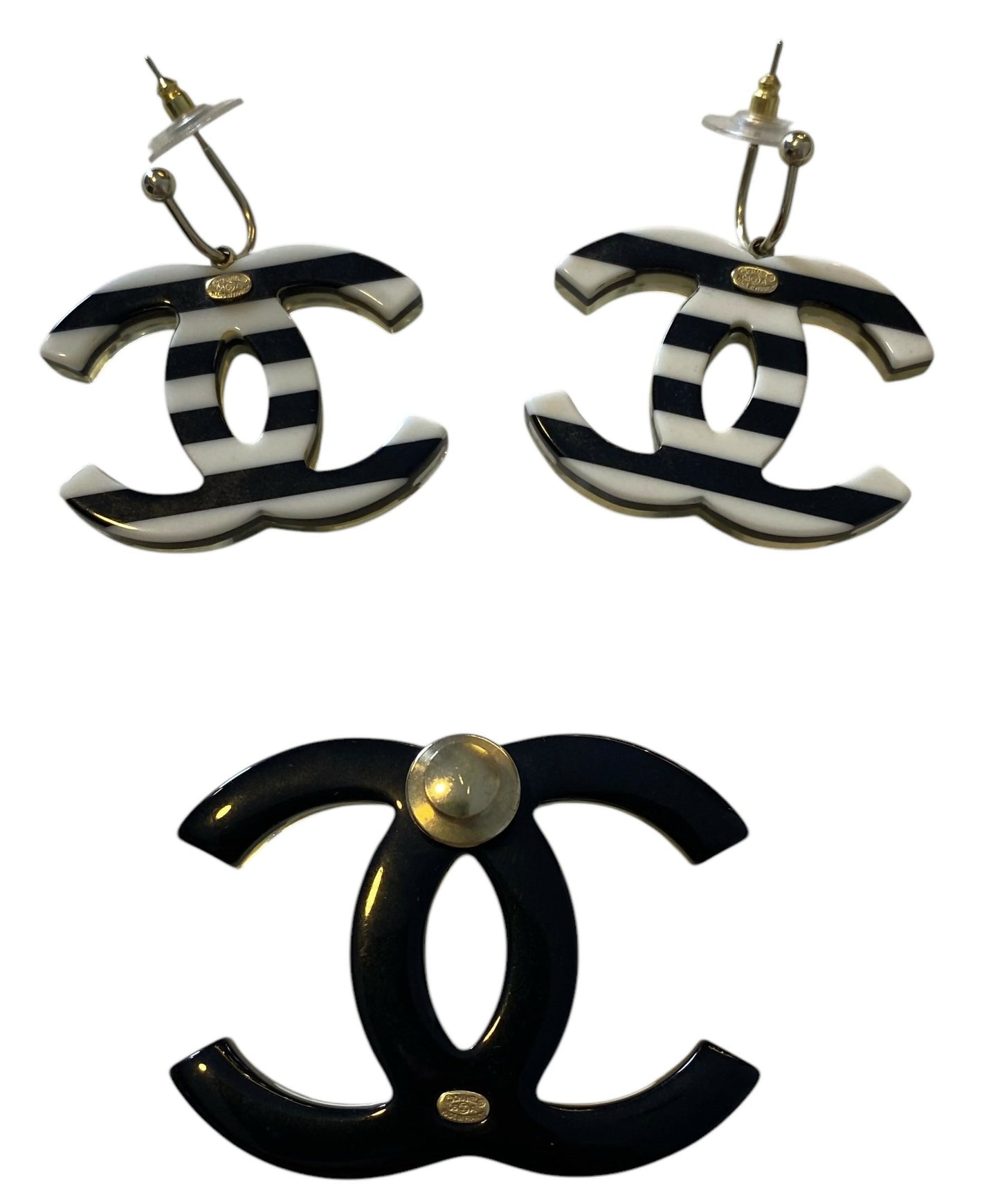 Rare Chanel 05A Large Oversized Black White Striped Resin Pearl Enamel CC Brooch & Earrings Set