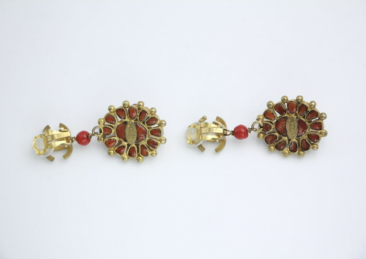 Chanel Vintage 93A Gripoix Gold-plated Red Dangle Clip-on Earrings