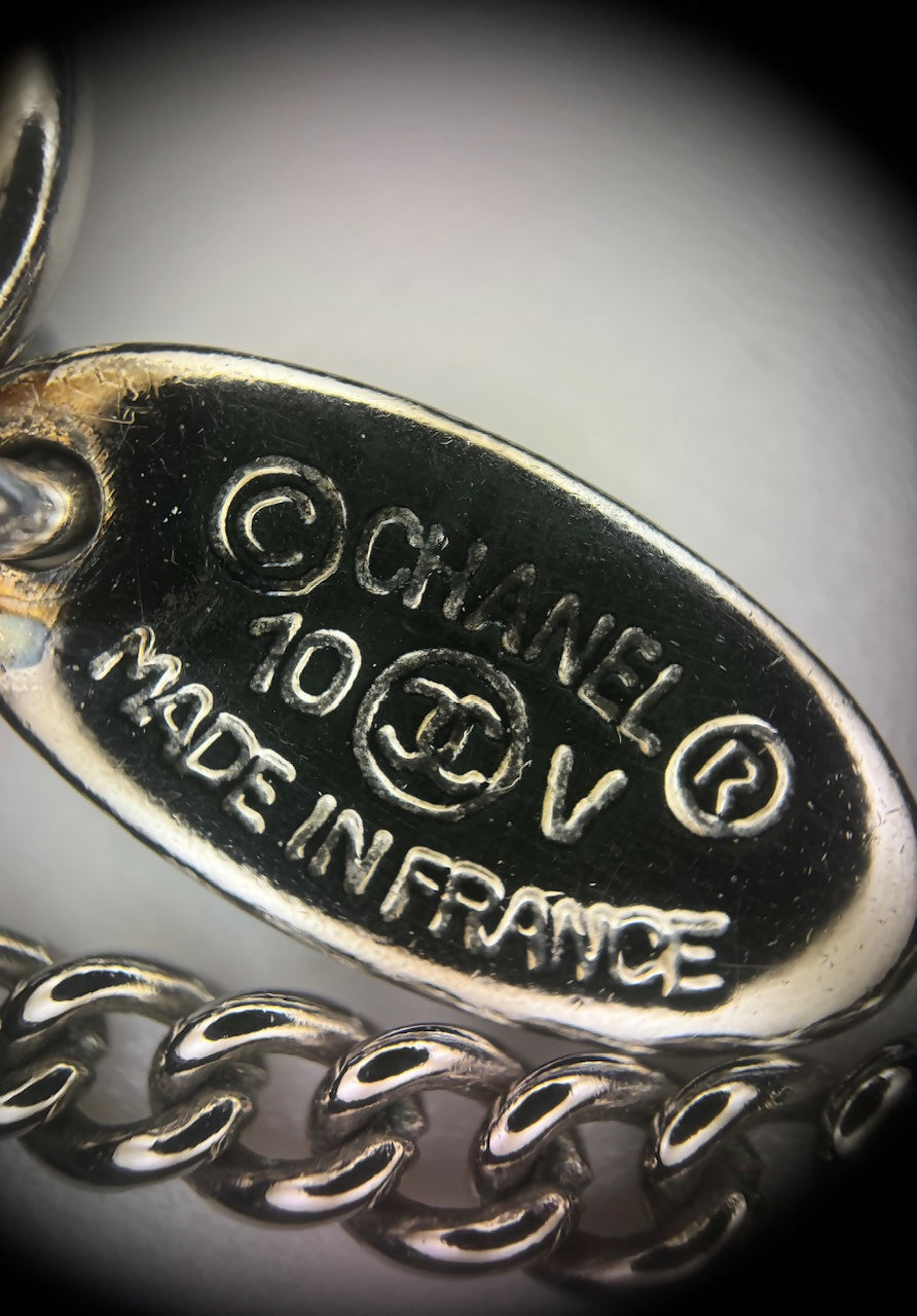 Chanel 10V Rhinestone Silver CC Mark Necklace