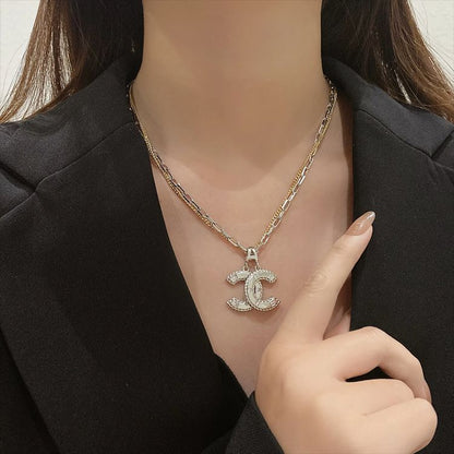 Double C necklace