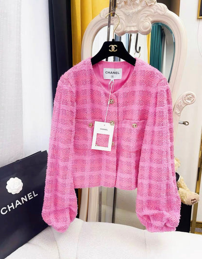 Chanel 24P pink tweed jacket size 38