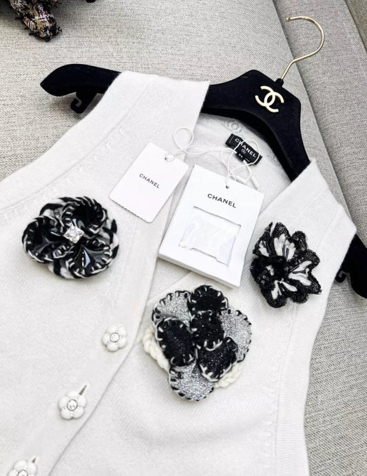 Chanel 23k white camellia cashmere vest