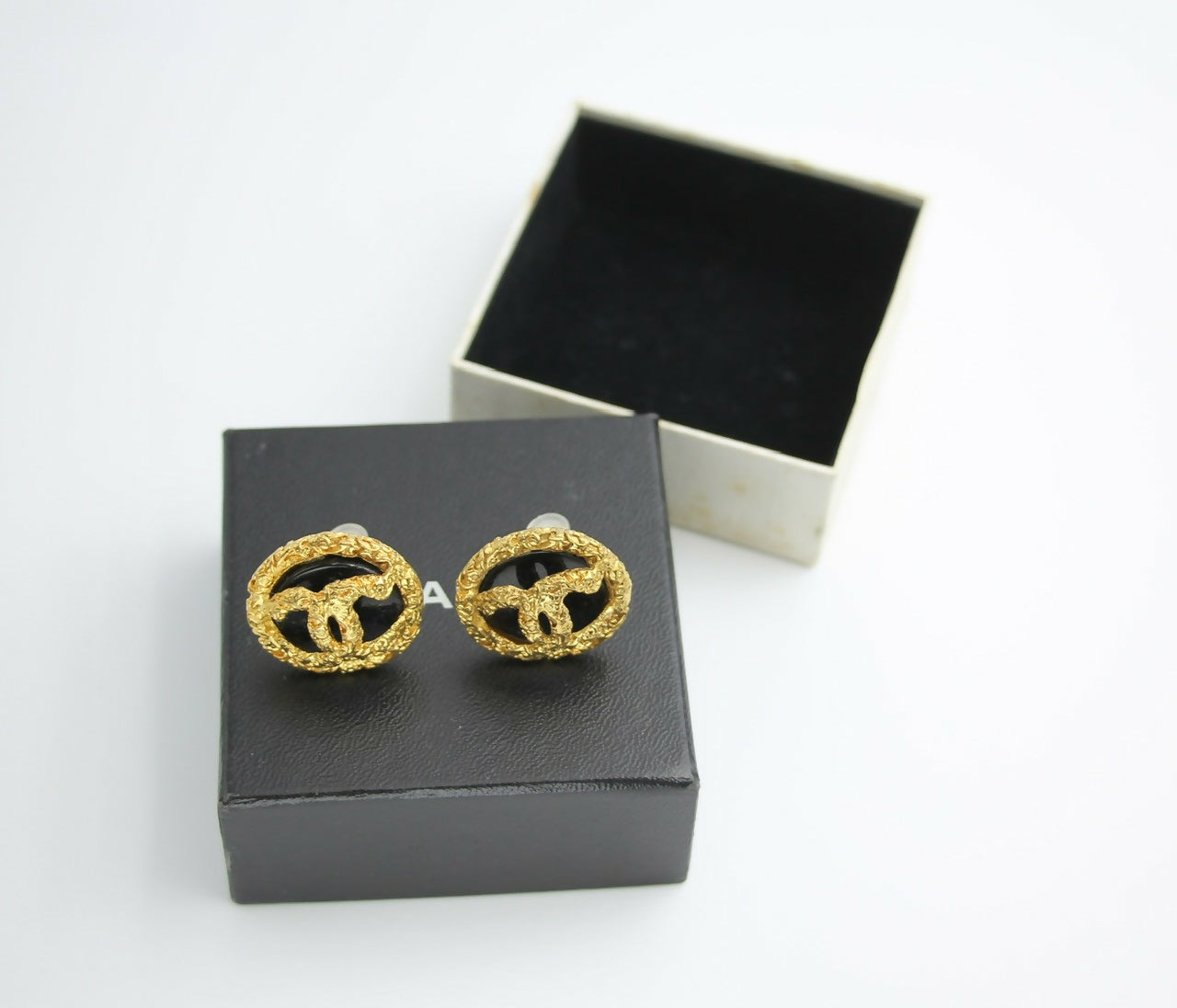 Chanel Vintage 93P Lava Black Gold Clip-on Earrings