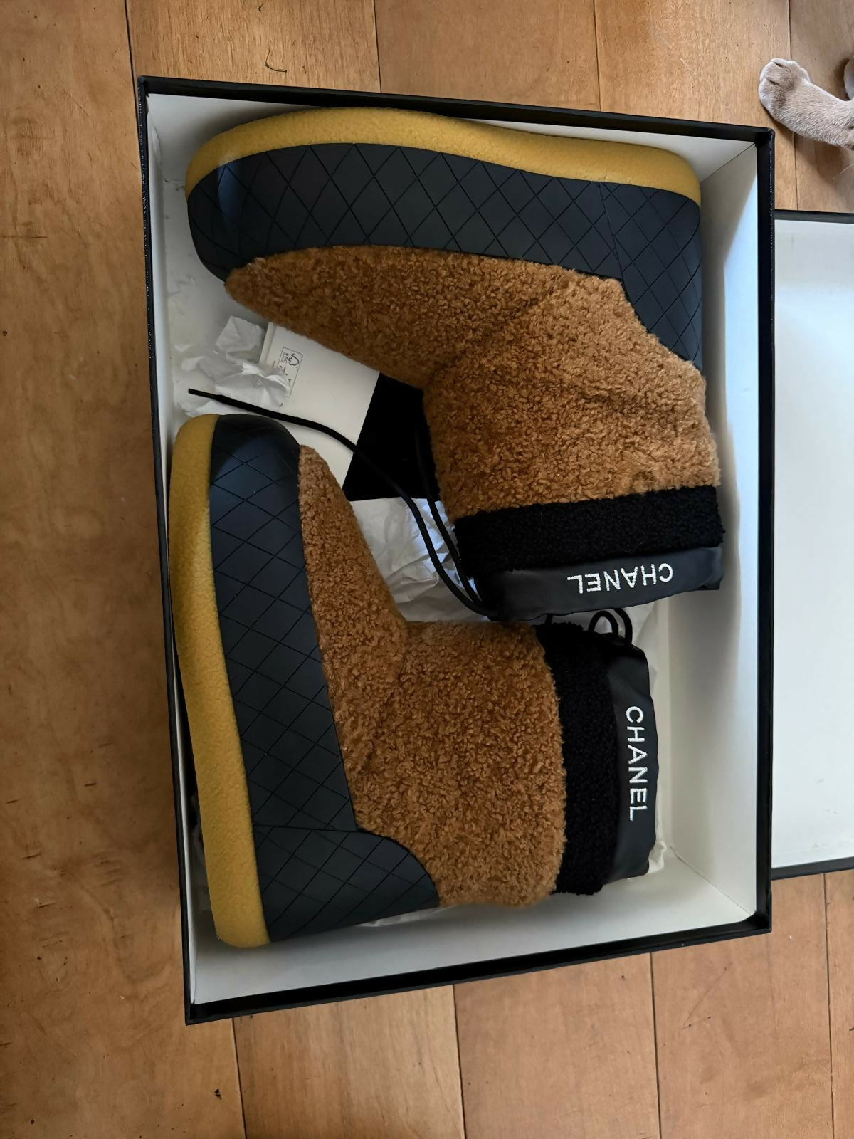Chanel Après-Ski Shearling Snow Boots- For Him, Size 42