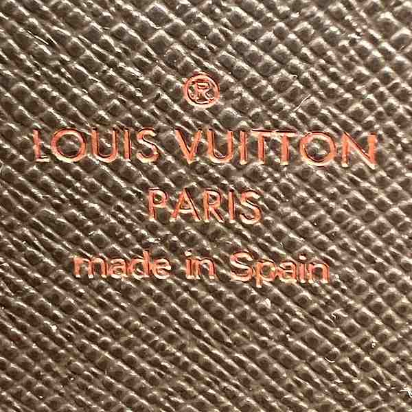 Louis Vuitton Zippy Wallet Damier Wallet