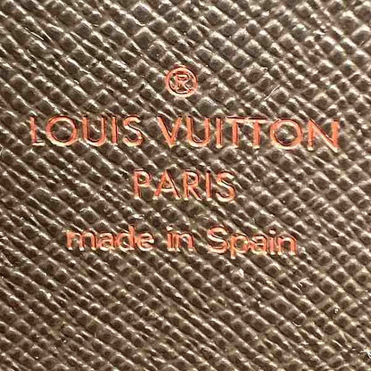Louis Vuitton Zippy Wallet Damier Wallet