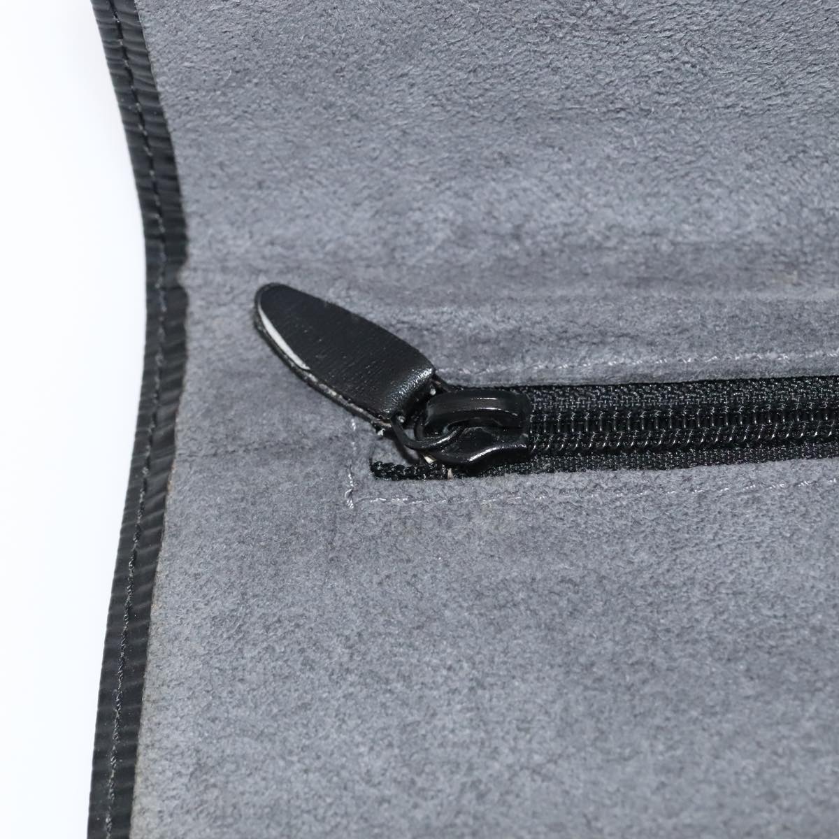 Louis Vuitton Rouleau