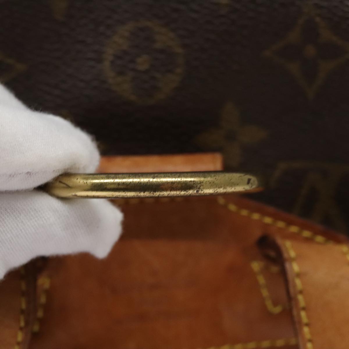 Louis Vuitton Montsouris MM