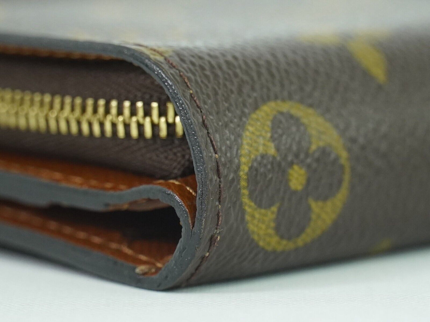 Louis Vuitton Compact zip