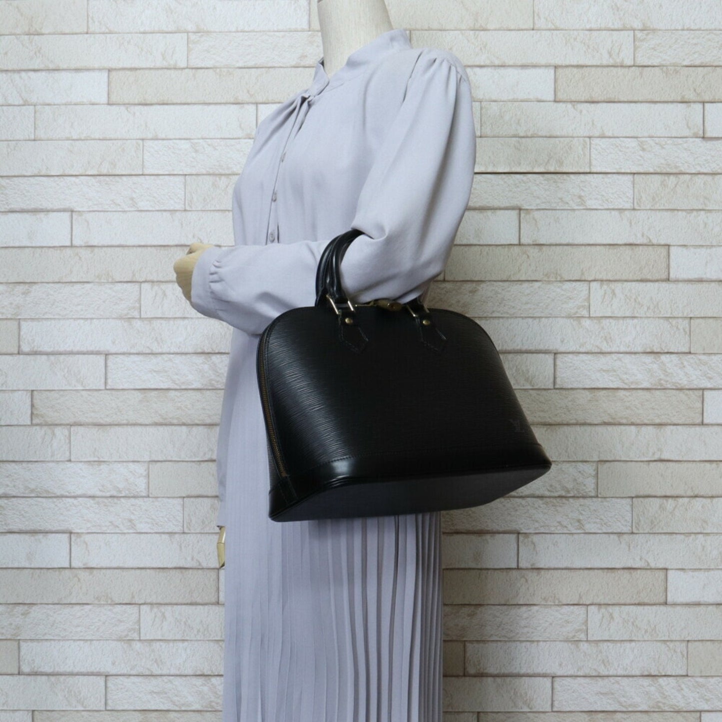 Louis Vuitton Alma