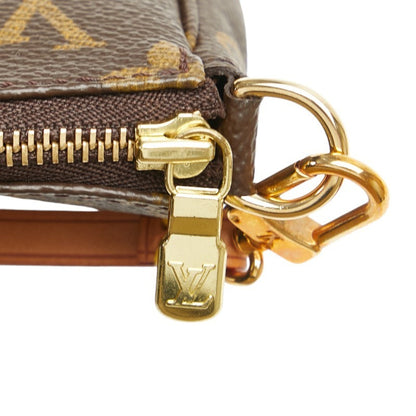 Louis Vuitton Pochette Accessoire