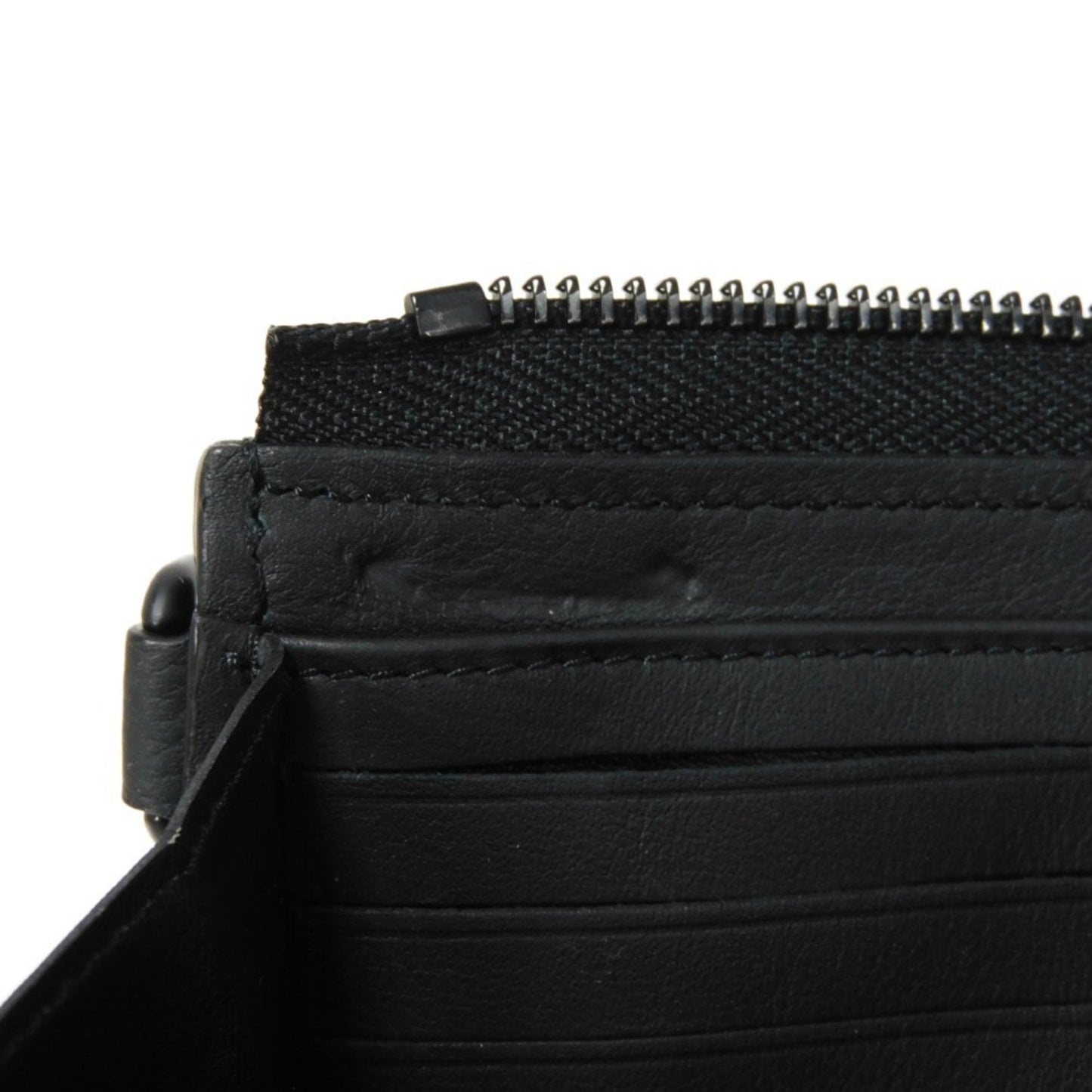Louis Vuitton Zippy