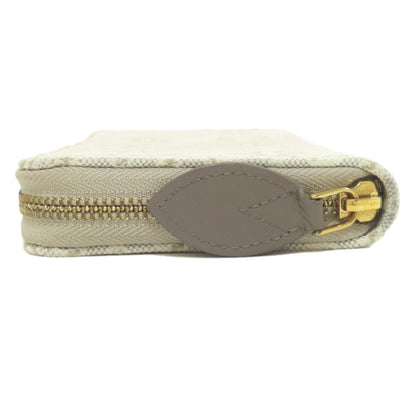 Louis Vuitton Zippy wallet