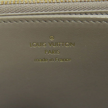 Louis Vuitton Zippy wallet