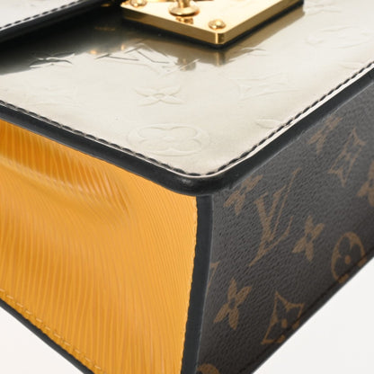 Louis Vuitton Spring Street