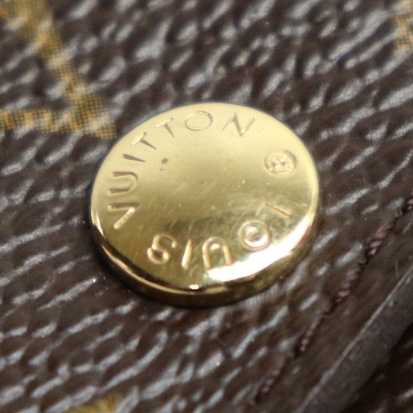 Louis Vuitton Porte monnaie shilling