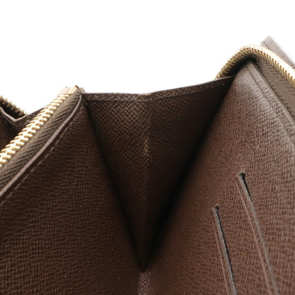 Louis Vuitton Zippy wallet
