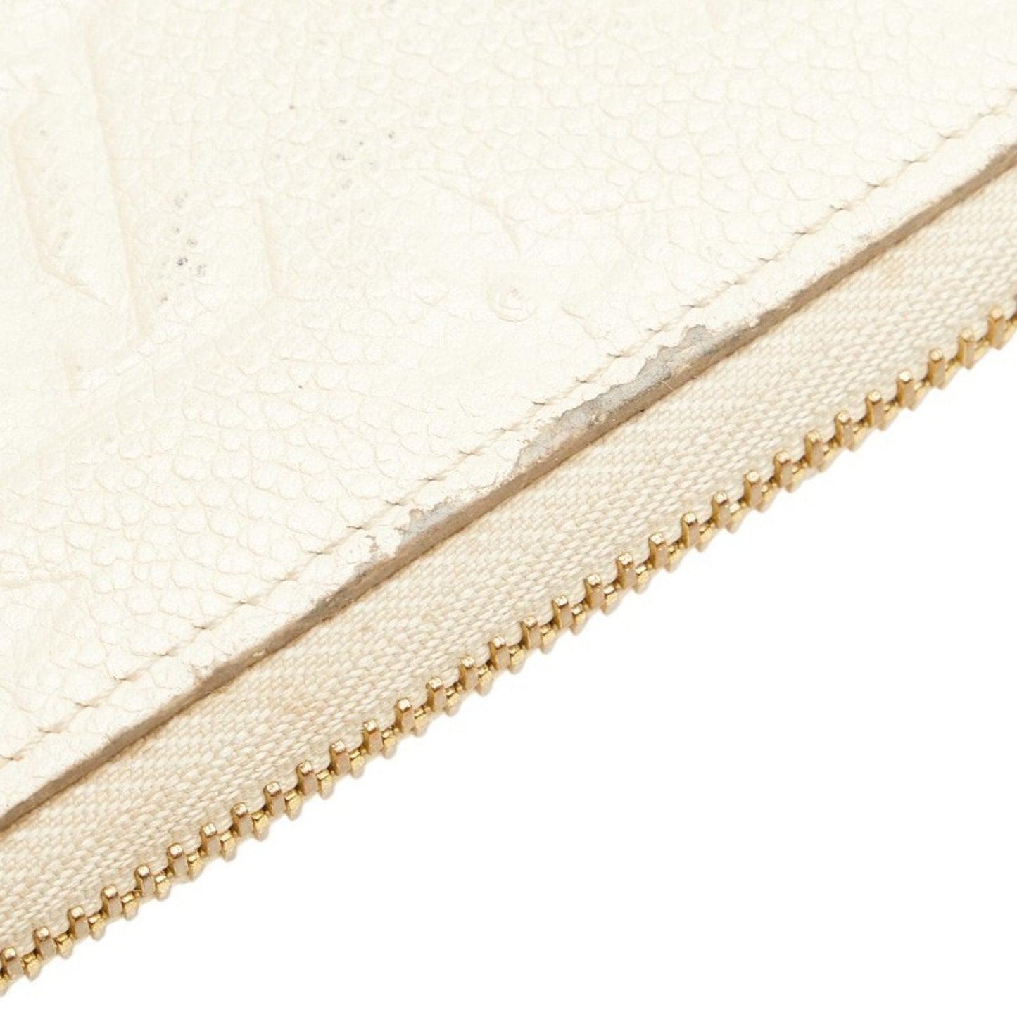 Louis Vuitton Zippy wallet