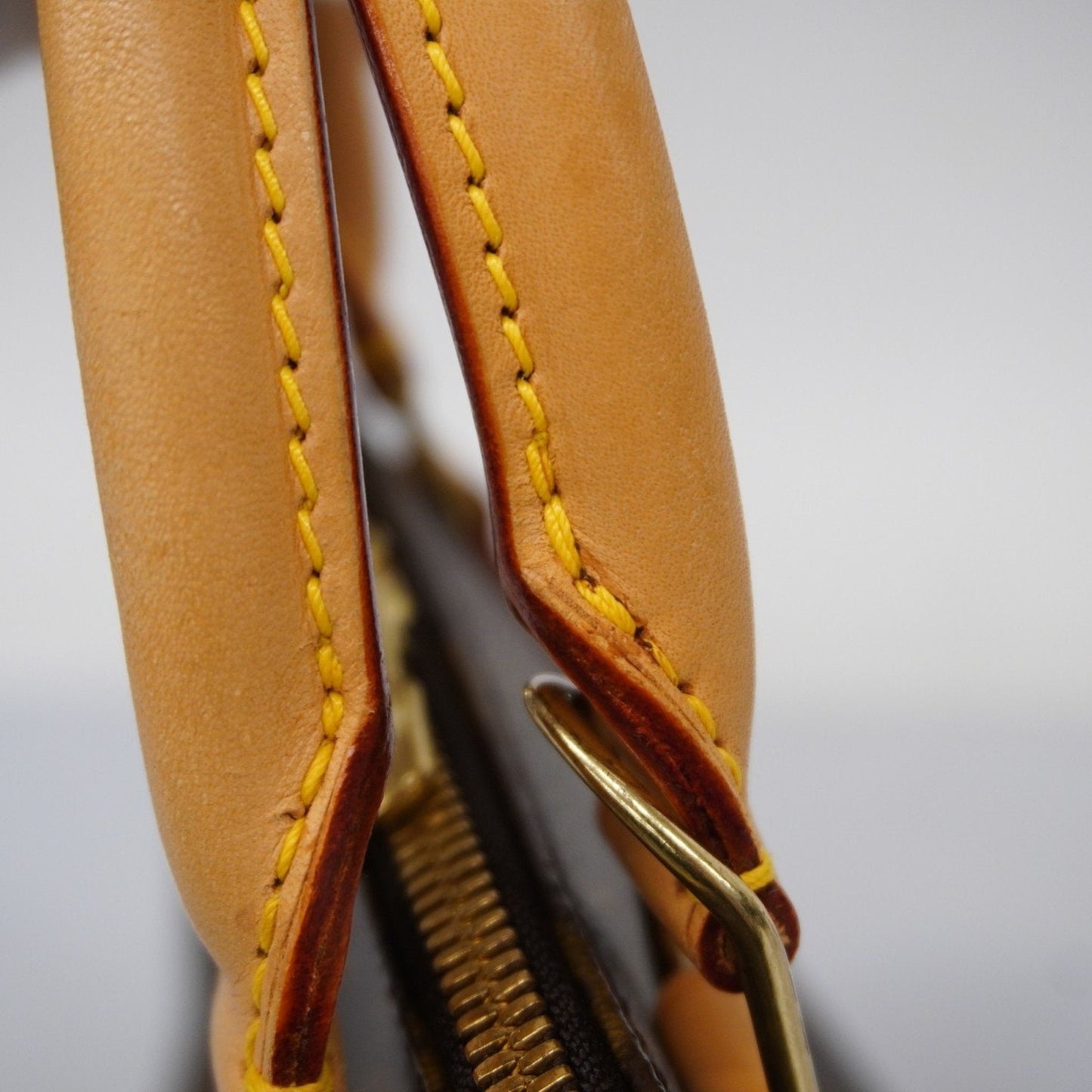 Louis Vuitton Alma