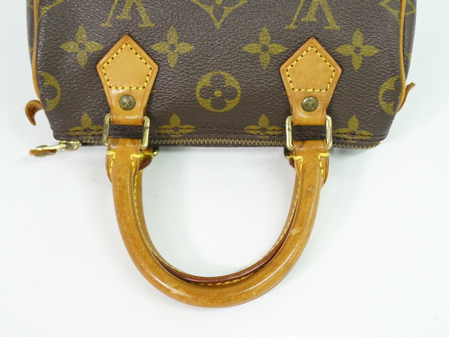 Louis Vuitton Mini speedy
