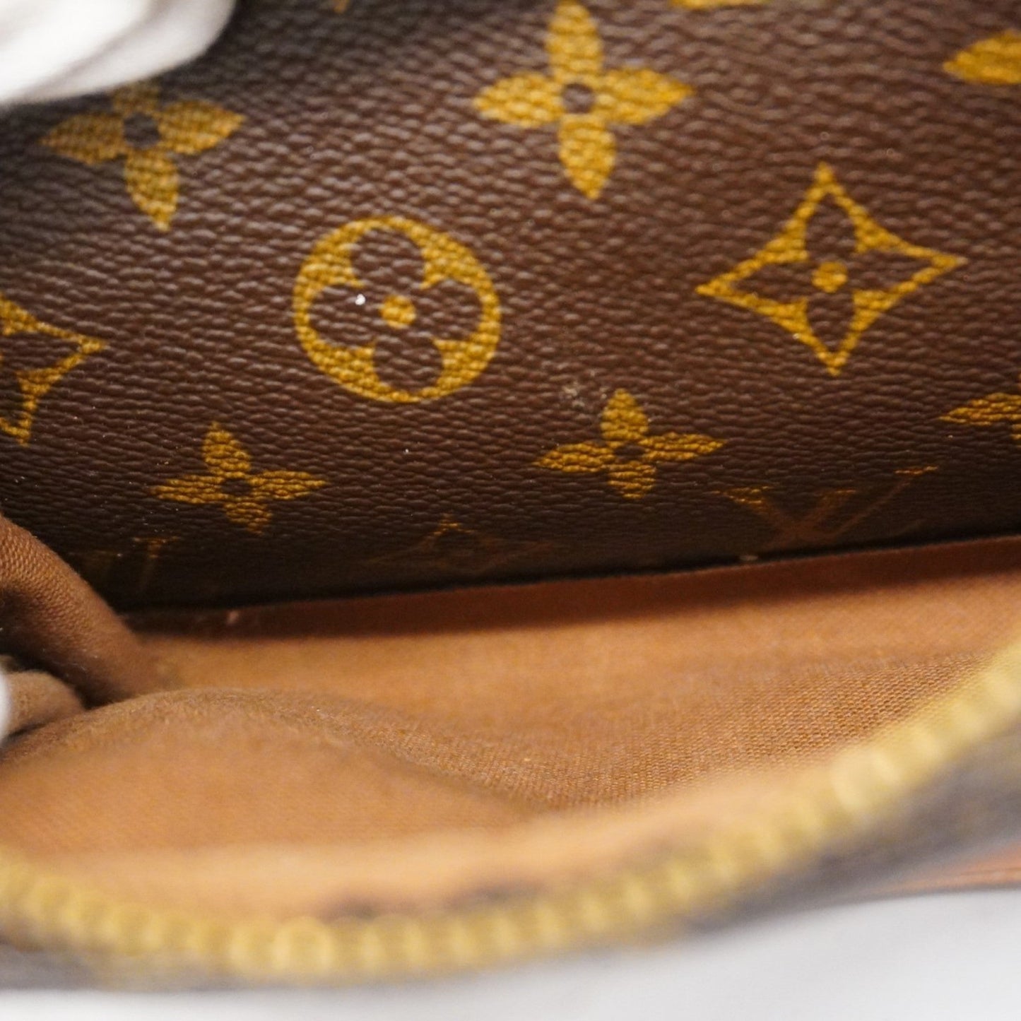Louis Vuitton Montsouris GM