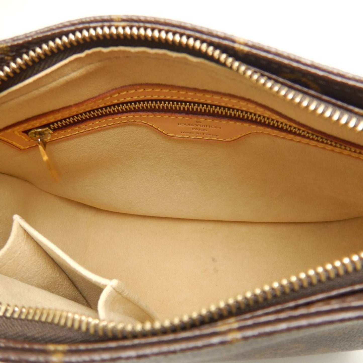 Louis Vuitton Looping MM
