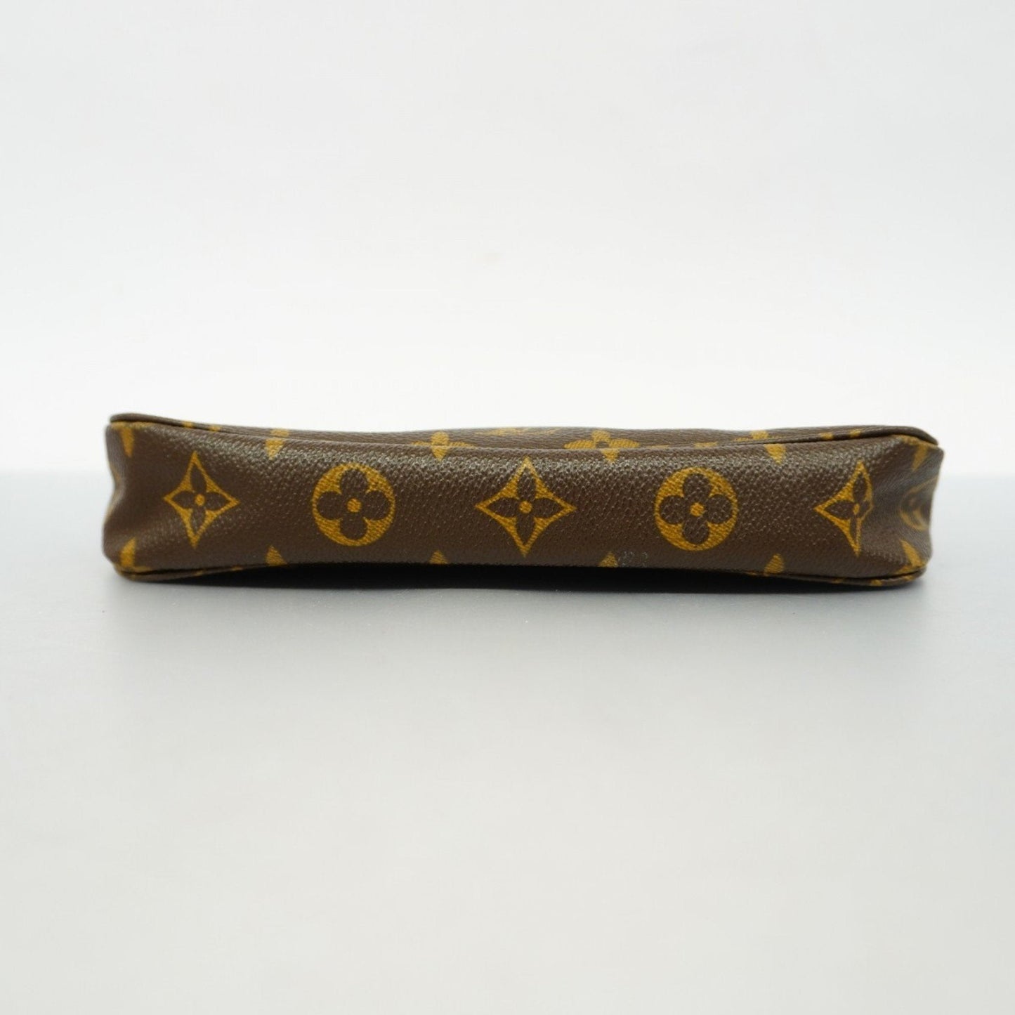 Louis Vuitton Pochette Accessoire